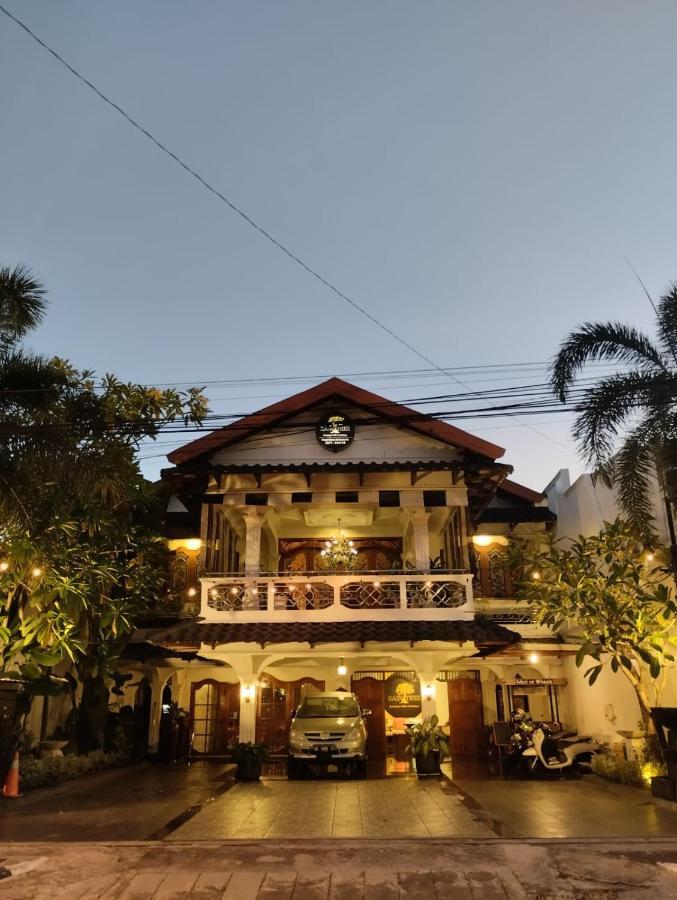 Raintree Boutique Villa & Gallery Yogyakarta Exterior photo
